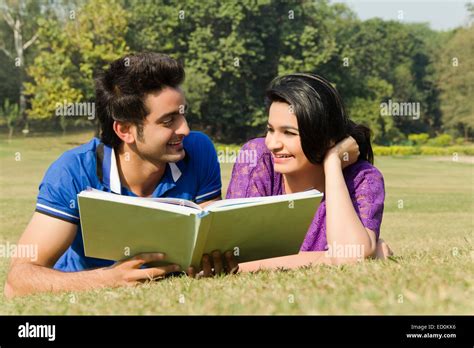 indian college couple